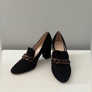 Black suede Pelle Moda closed toe heels